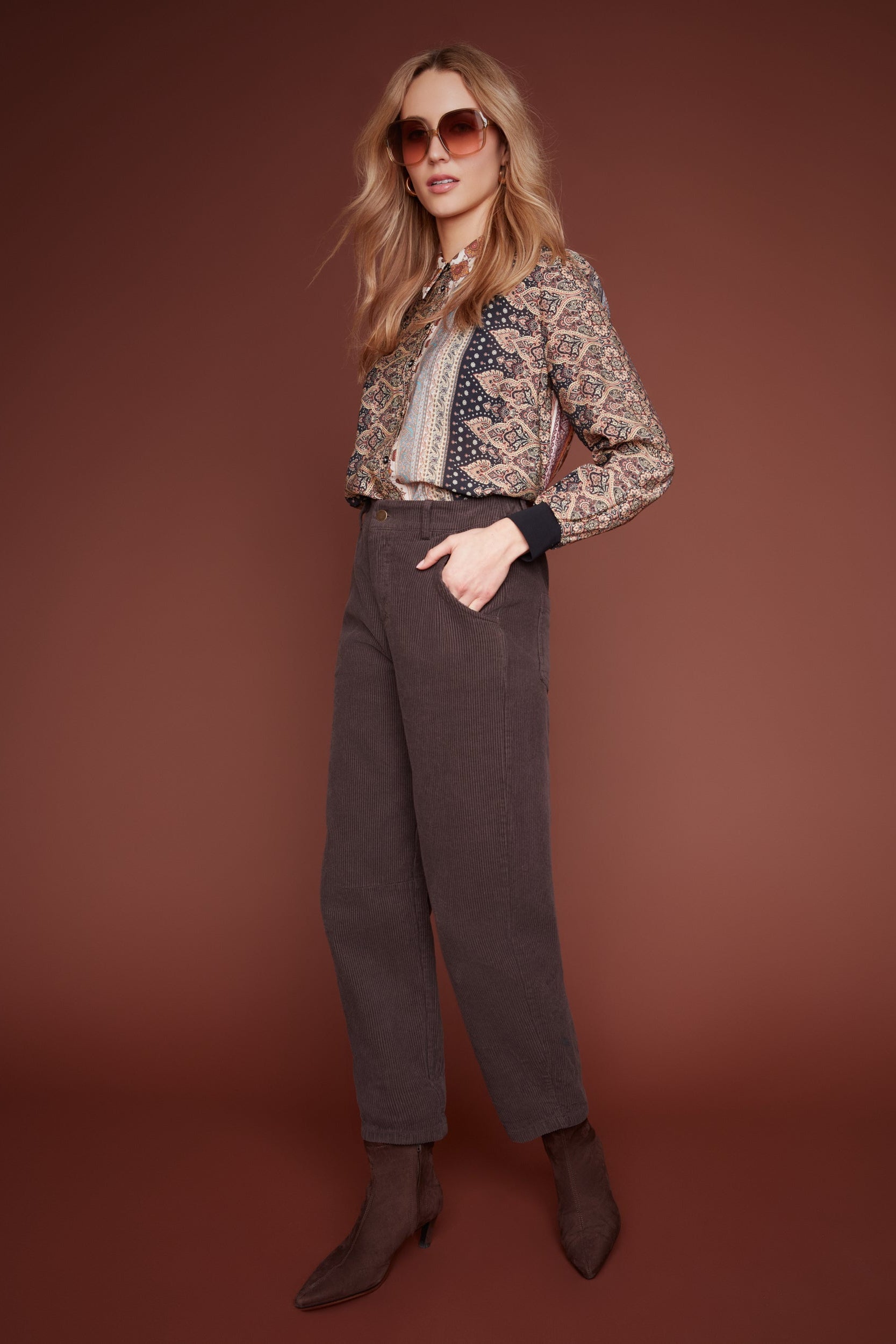 Corduroy Barrel-Leg Pants - Chocolate